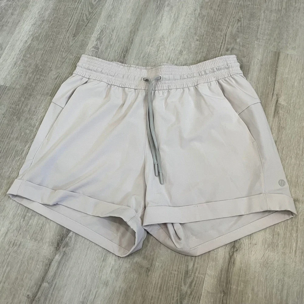 Lululemon Spring Break Away Shorts 3